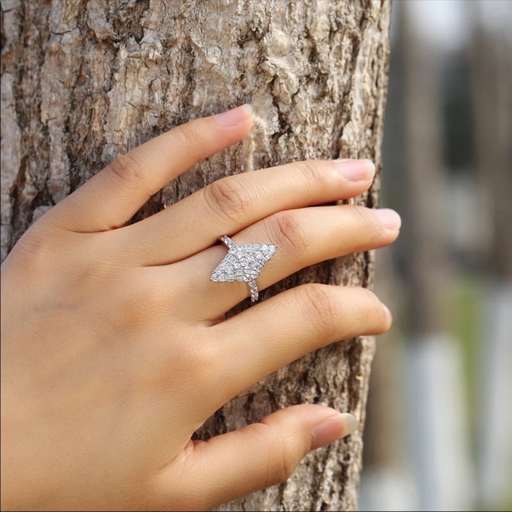 Women 925 Silver White Sapphire Wedding Ring - Picture 10 of 11